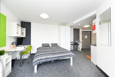 1 bed studio, Pitt St, Newcastle Upon Tyne, Newcastle, NE45SU - Image 3